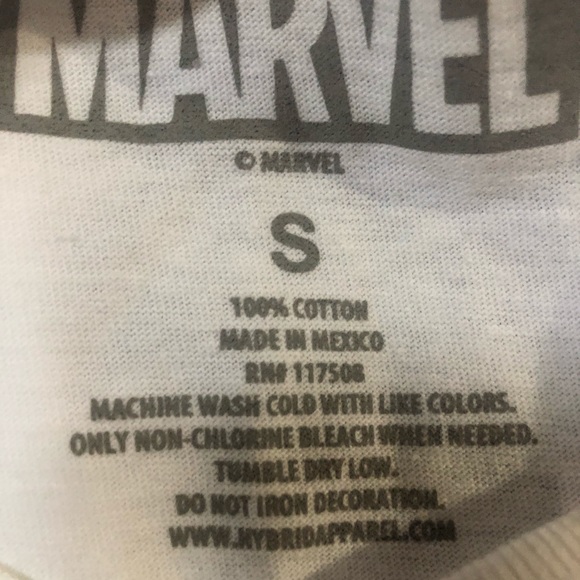 HP🕷NWT 🕷Spider Man Shirt. For Men Or Boys 🕷 - Picture 4 of 10